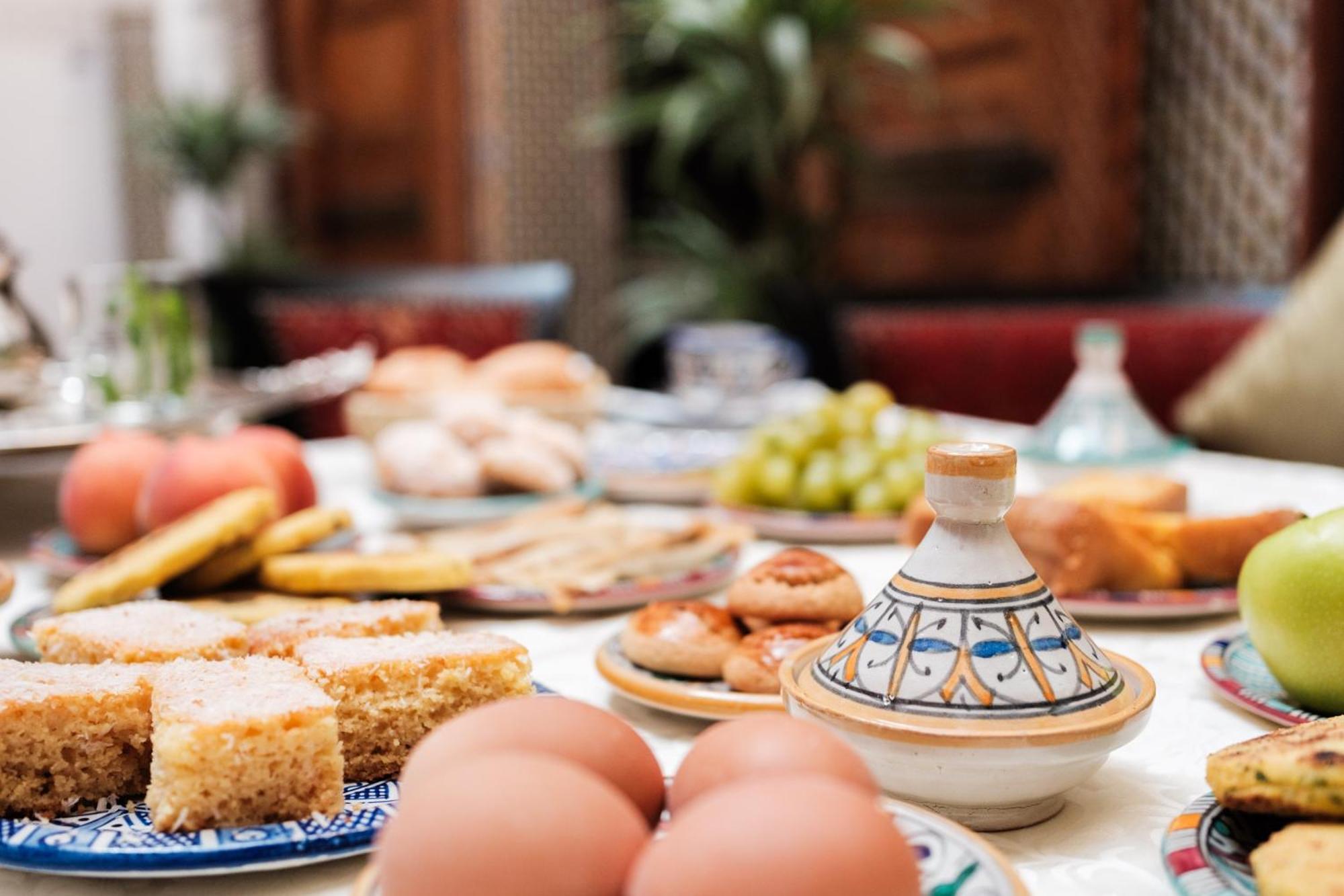 Riad Dar Laura Fez Buitenkant foto