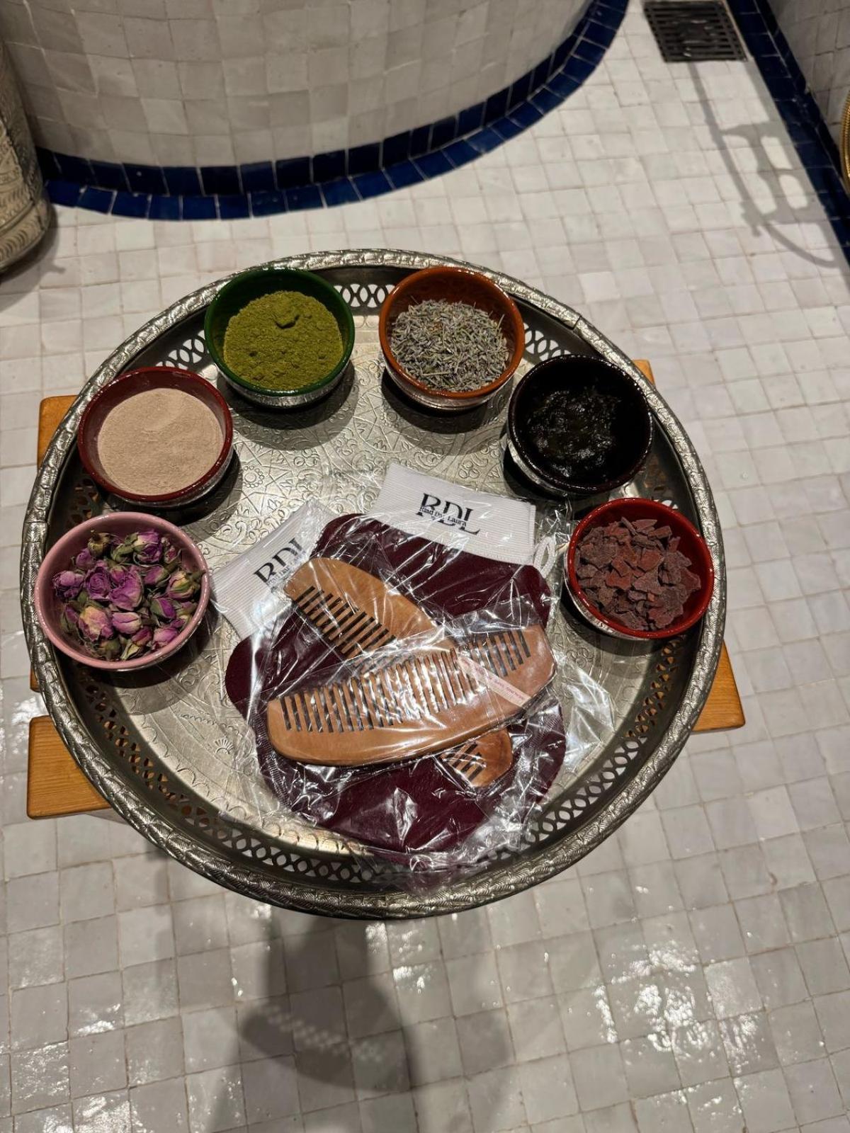 Riad Dar Laura Fez Buitenkant foto
